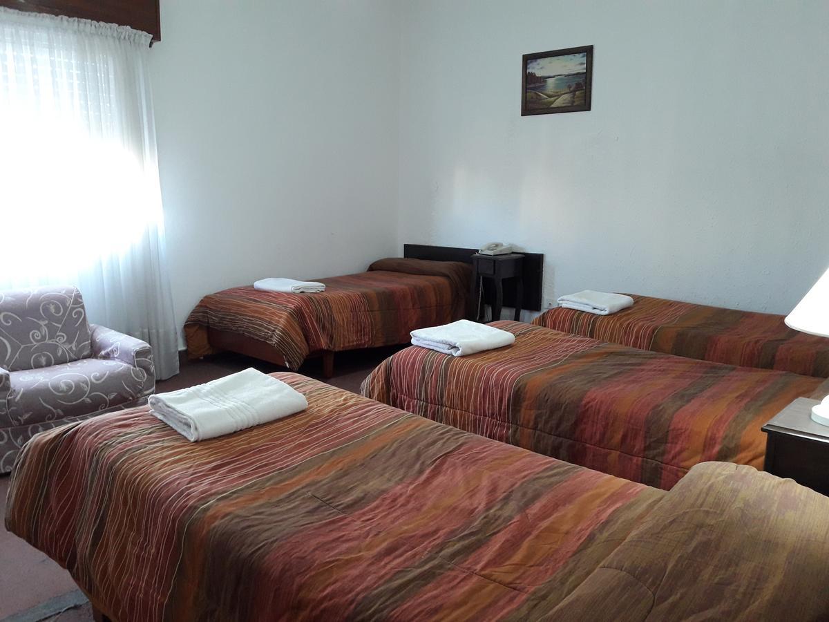 Iberia Hotel Olascoaga Neuquén Eksteriør billede